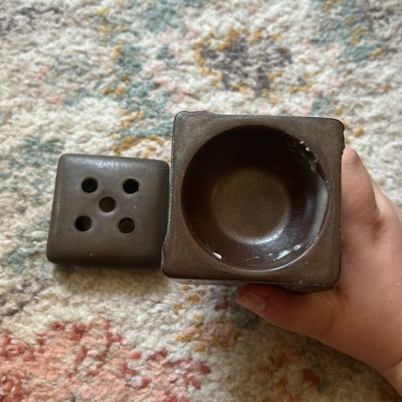 Wall Plug In Wax Melt - Picture 2 of 3